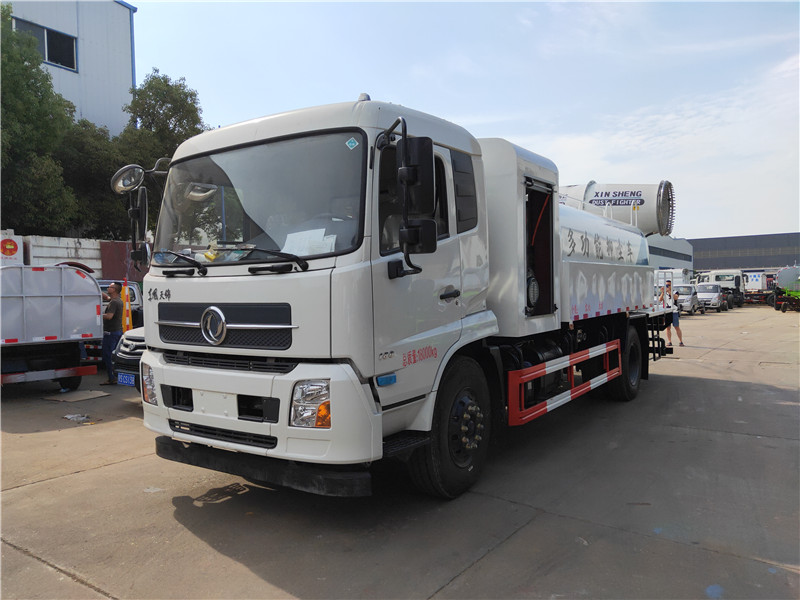 東風(fēng)天錦12方抑塵車(chē)